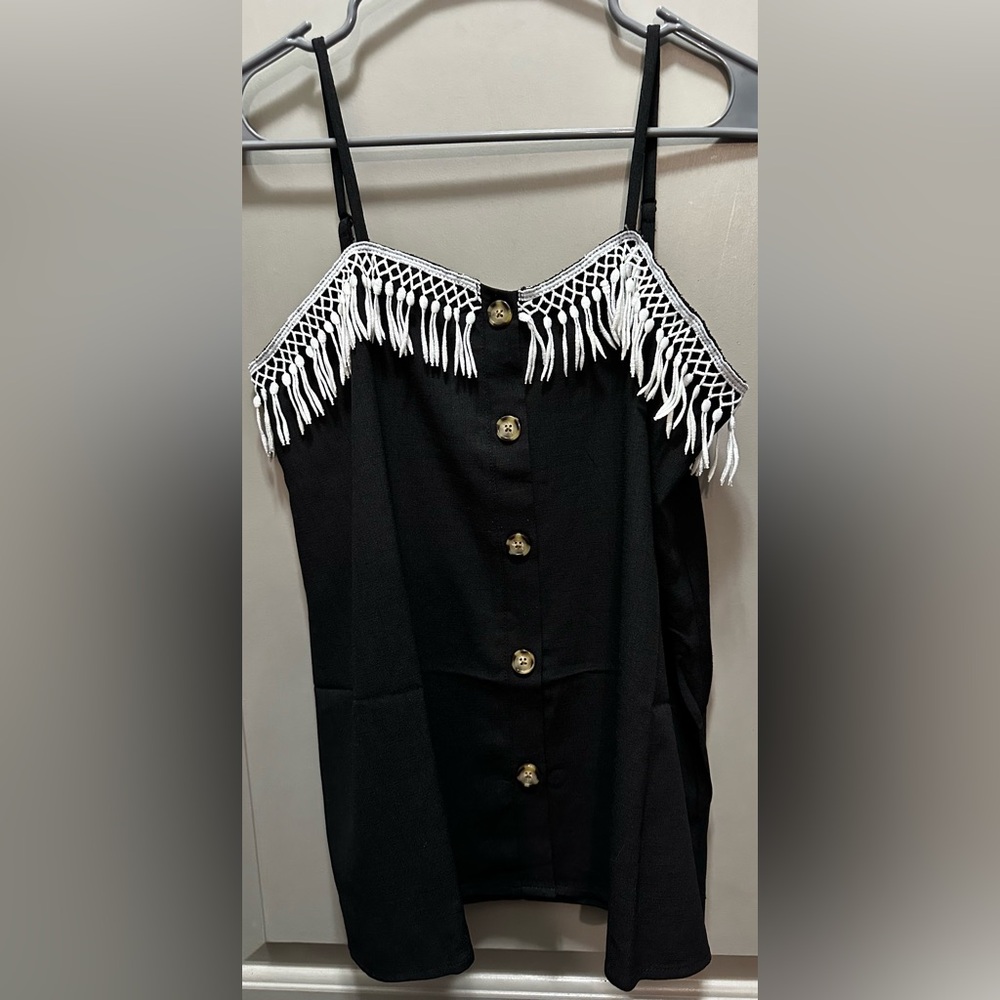 Ninexis Size M Black with White Fringe Tank Top NWT
